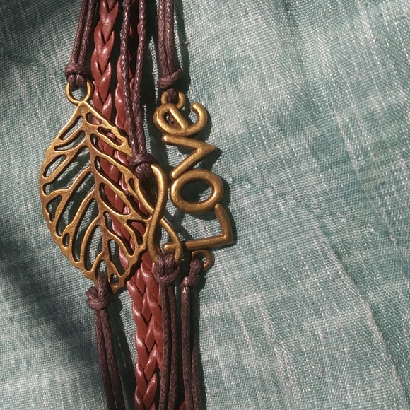 🔴 Multilayer Bracelet - Picture 2 of 3